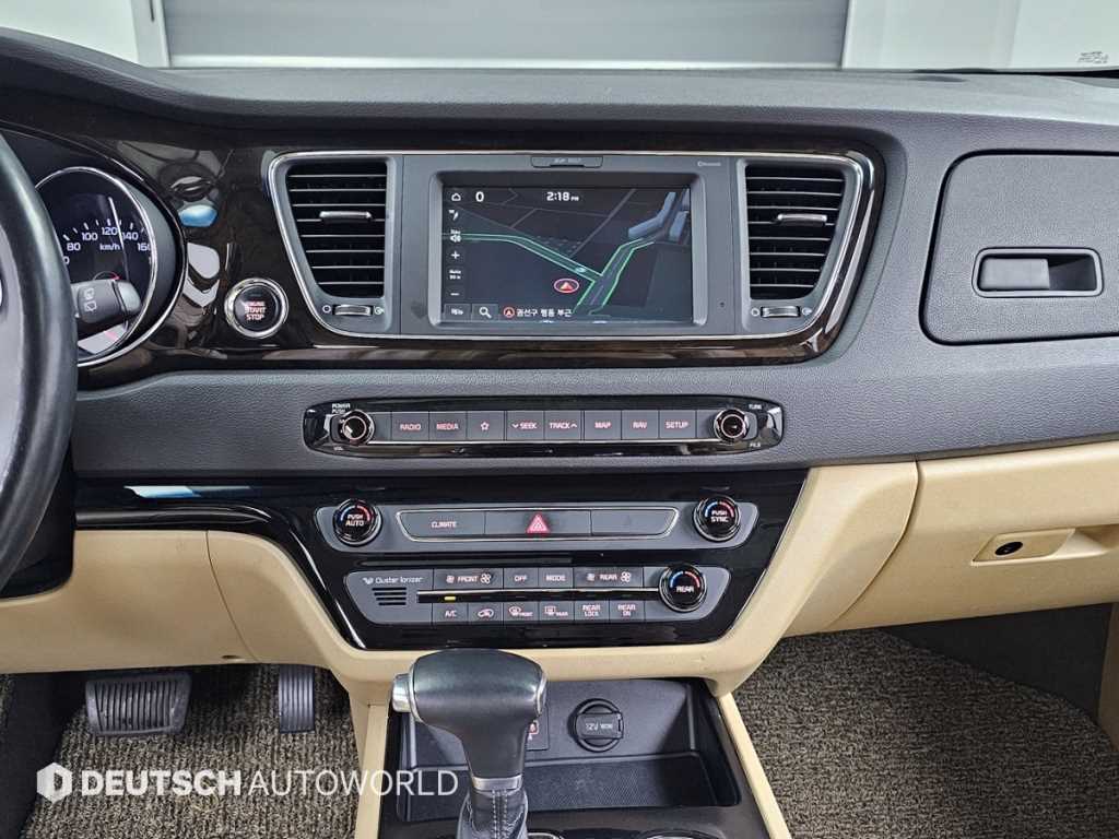 KIA Carnival 2019 - Importación desde Corea - HF Imports Iquique - Foto 14