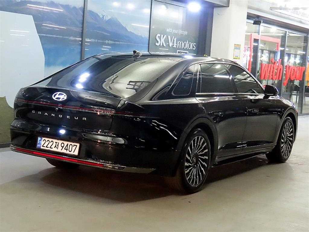HYUNDAI Grandeur - Vista 4