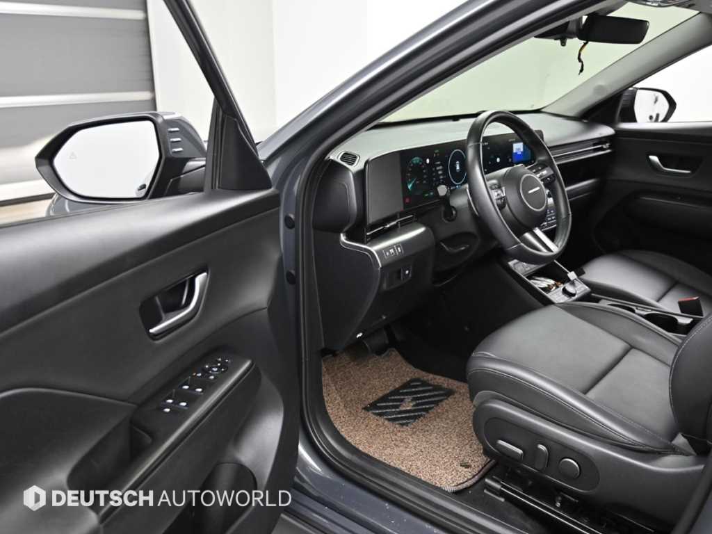 HYUNDAI Kona - Vista 11