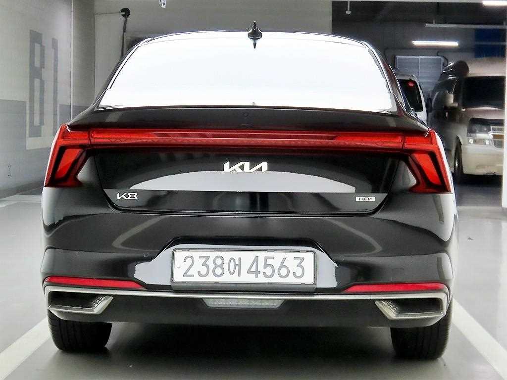 KIA K8 - Vista 3