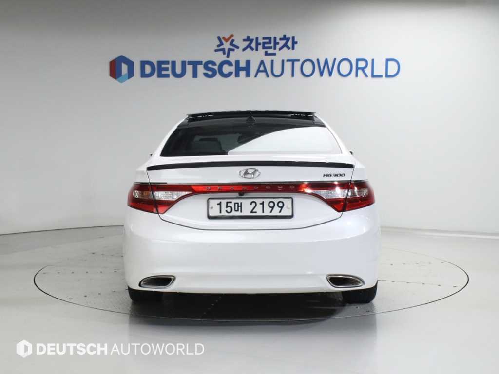 HYUNDAI Grandeur - Vista 4