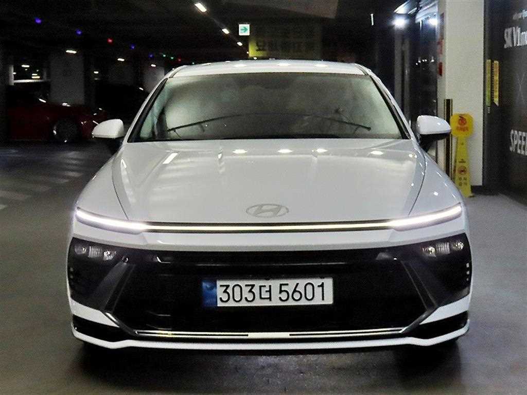 HYUNDAI Sonata - Vista 2