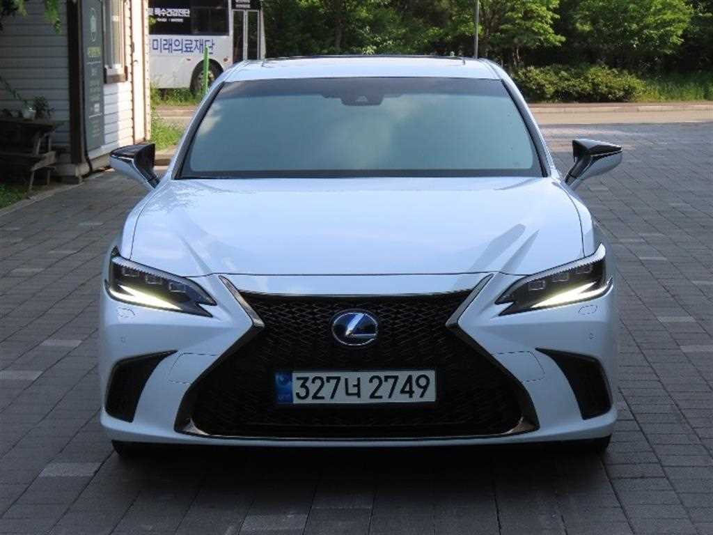 Lexus ES 2022 Blanco - Importación desde Corea - HF Imports Iquique - Foto 1