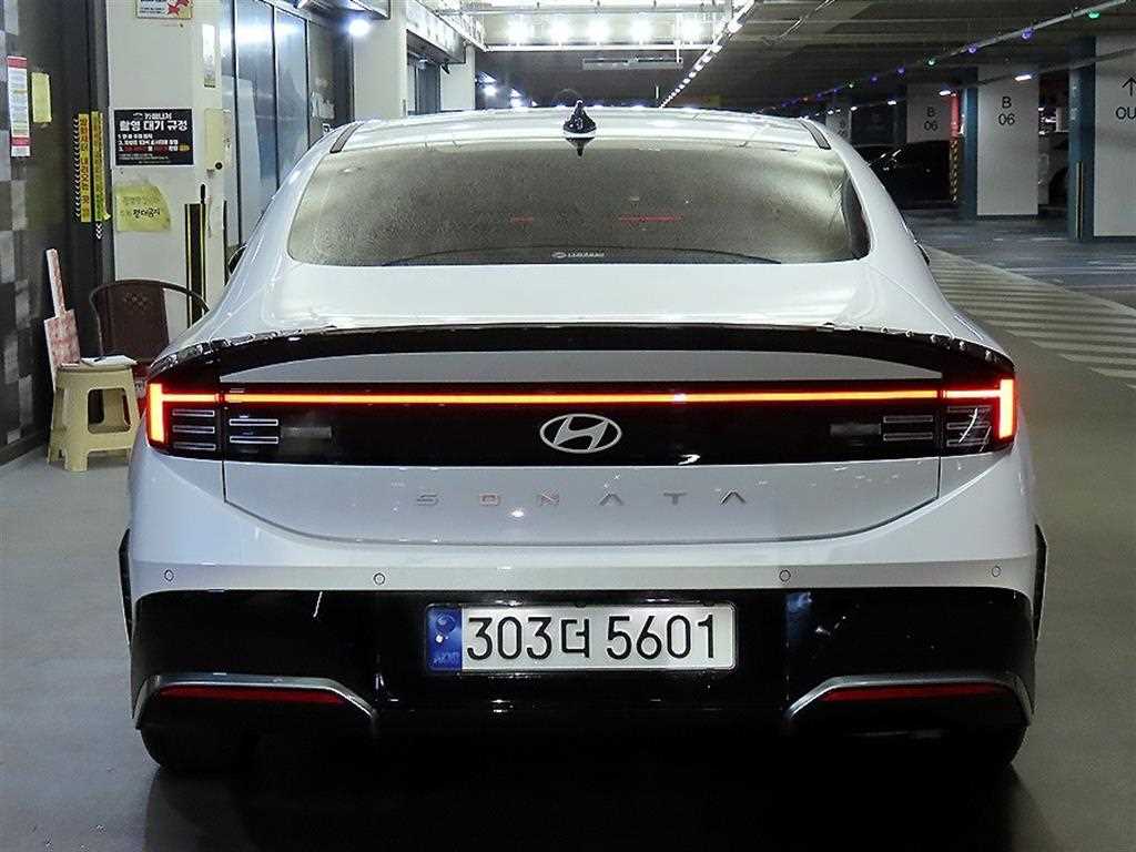 HYUNDAI Sonata - Vista 5