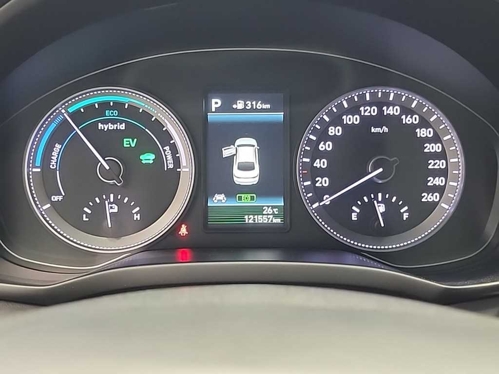 HYUNDAI Grandeur - Vista 6