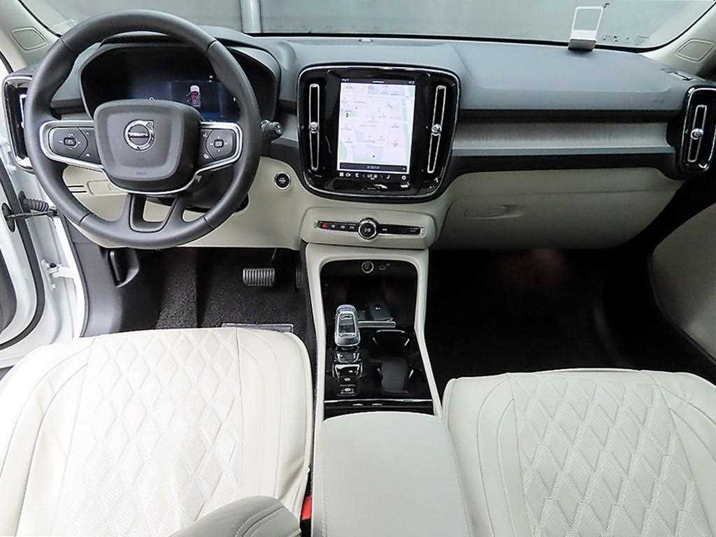 Volvo XC40 - Vista 7