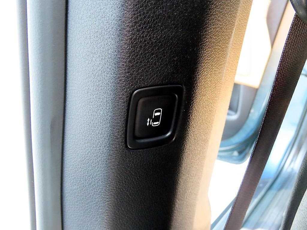 KIA Carnival 2023 Azul - Importación desde Corea - HF Imports Iquique - Foto 13