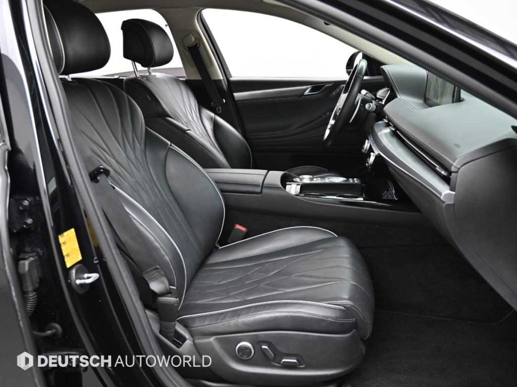 Genesis G80 - Vista 10