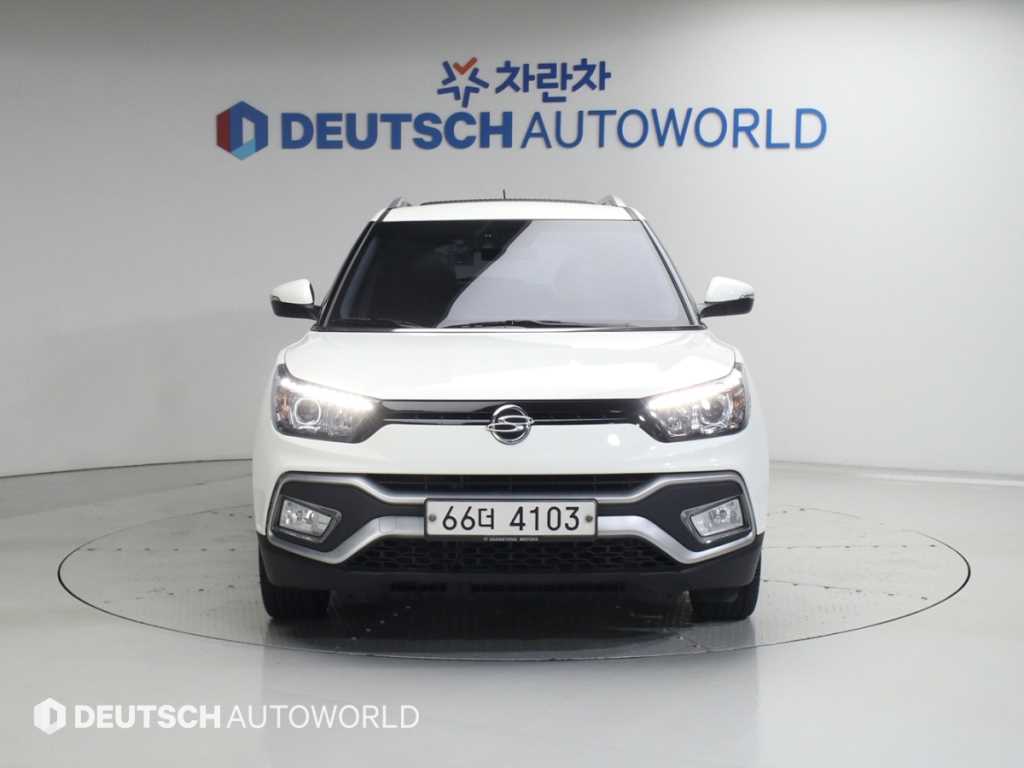 Ssangyong Tivoli - Vista 3