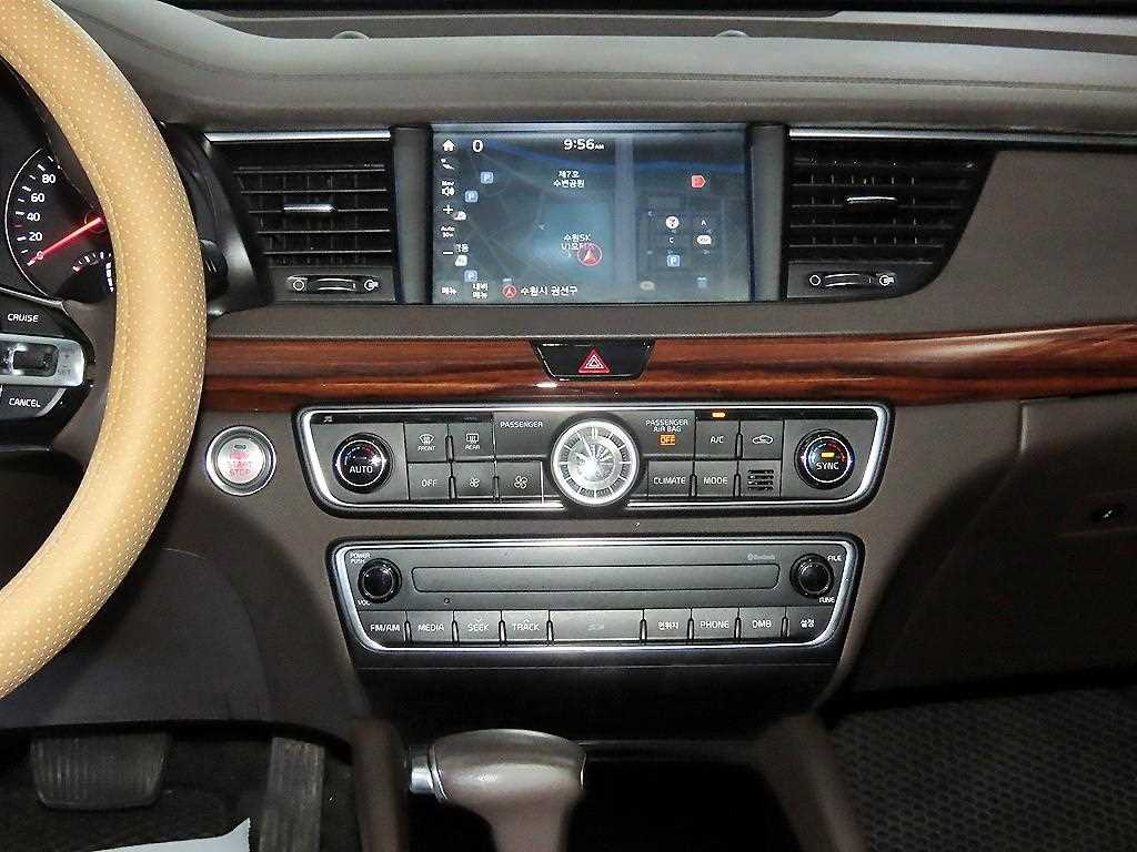 KIA K7 - Vista 11