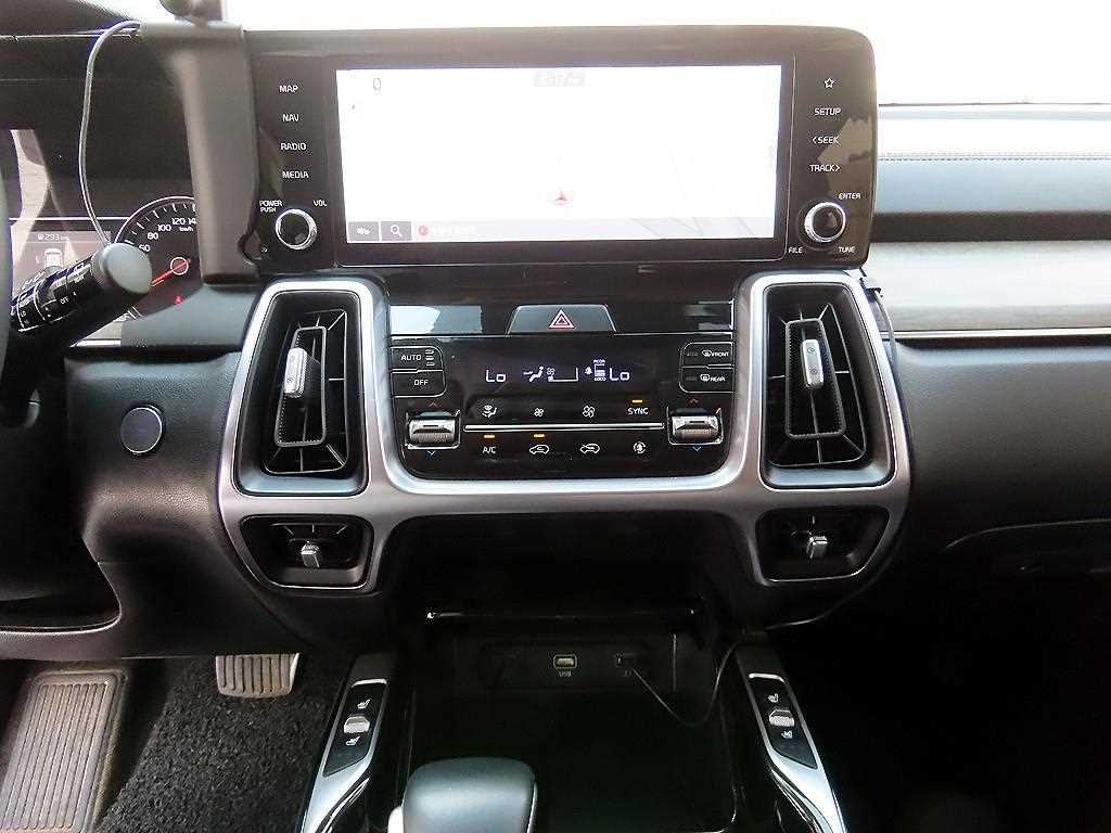 KIA Sorento 2023 Gris - Importación desde Corea - HF Imports Iquique - Foto 13
