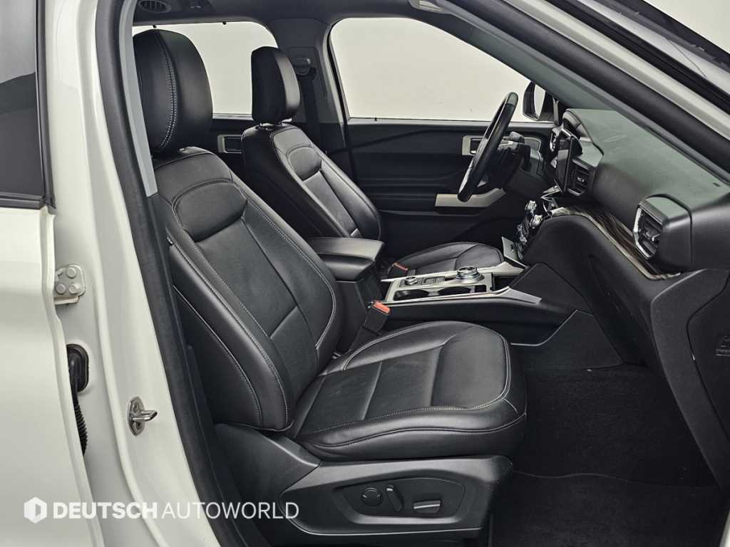 Ford Explorer - Vista 10