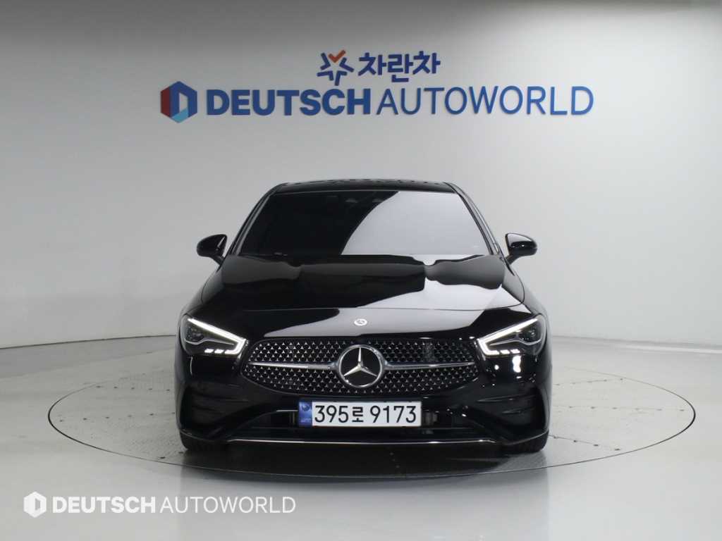 Mercedes Benz CLA Class - Vista 3