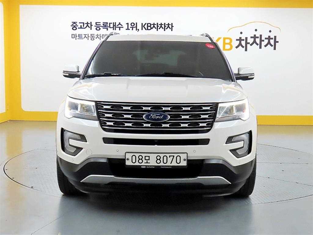 Ford Explorer - Vista 3
