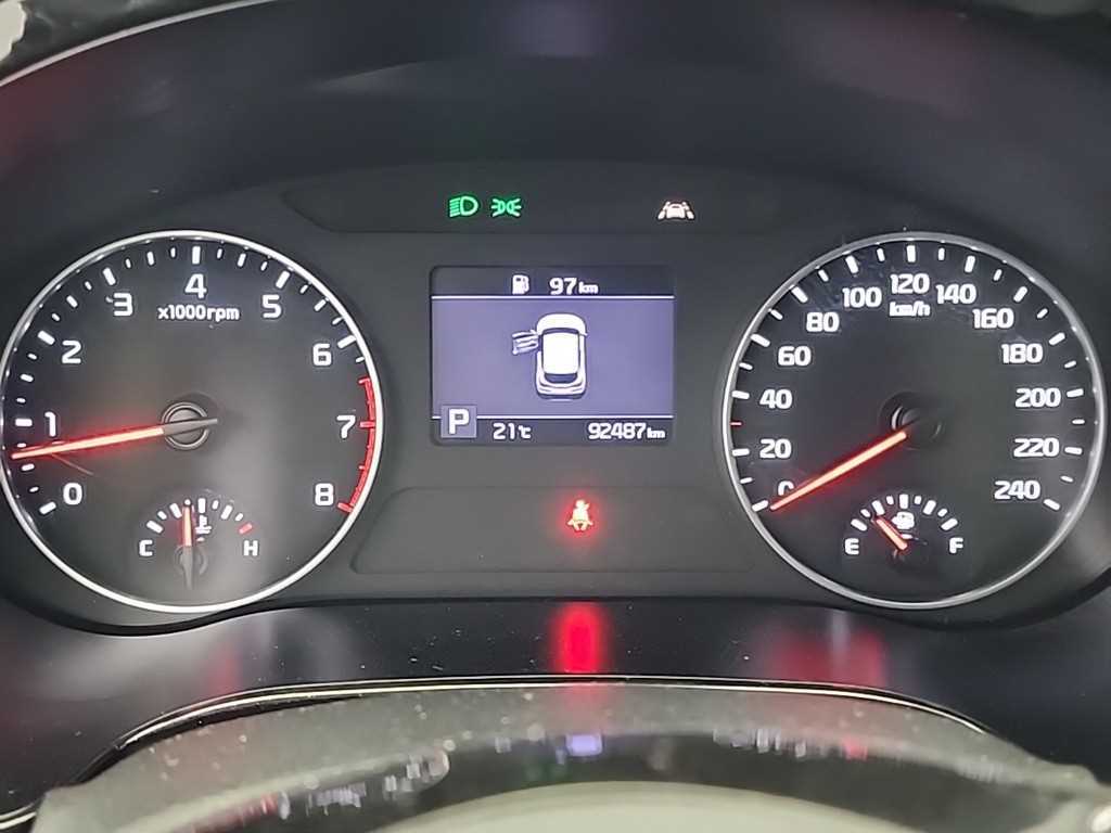 KIA Seltos - Vista 6