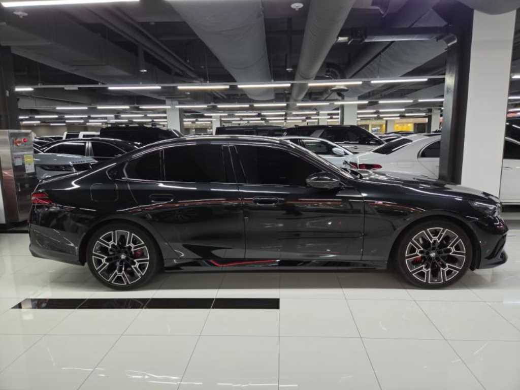 BMW 5 Series - Vista 2