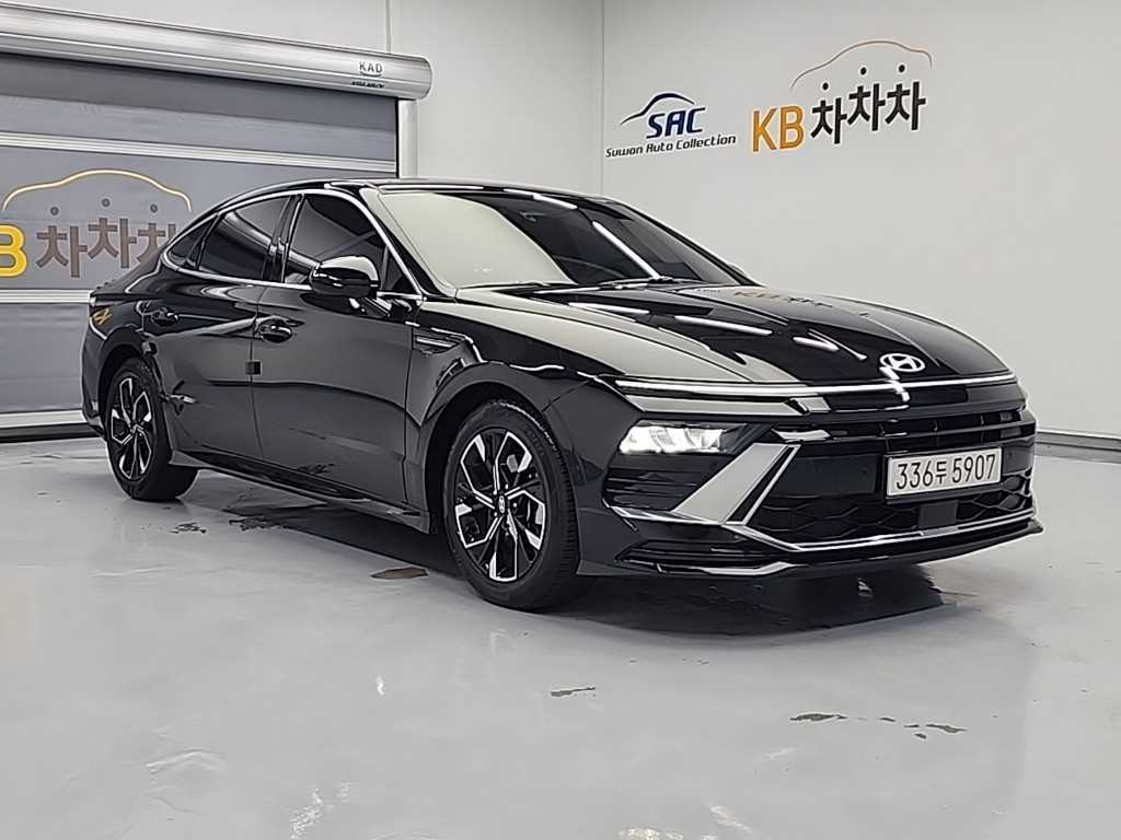 HYUNDAI Sonata - Vista 4