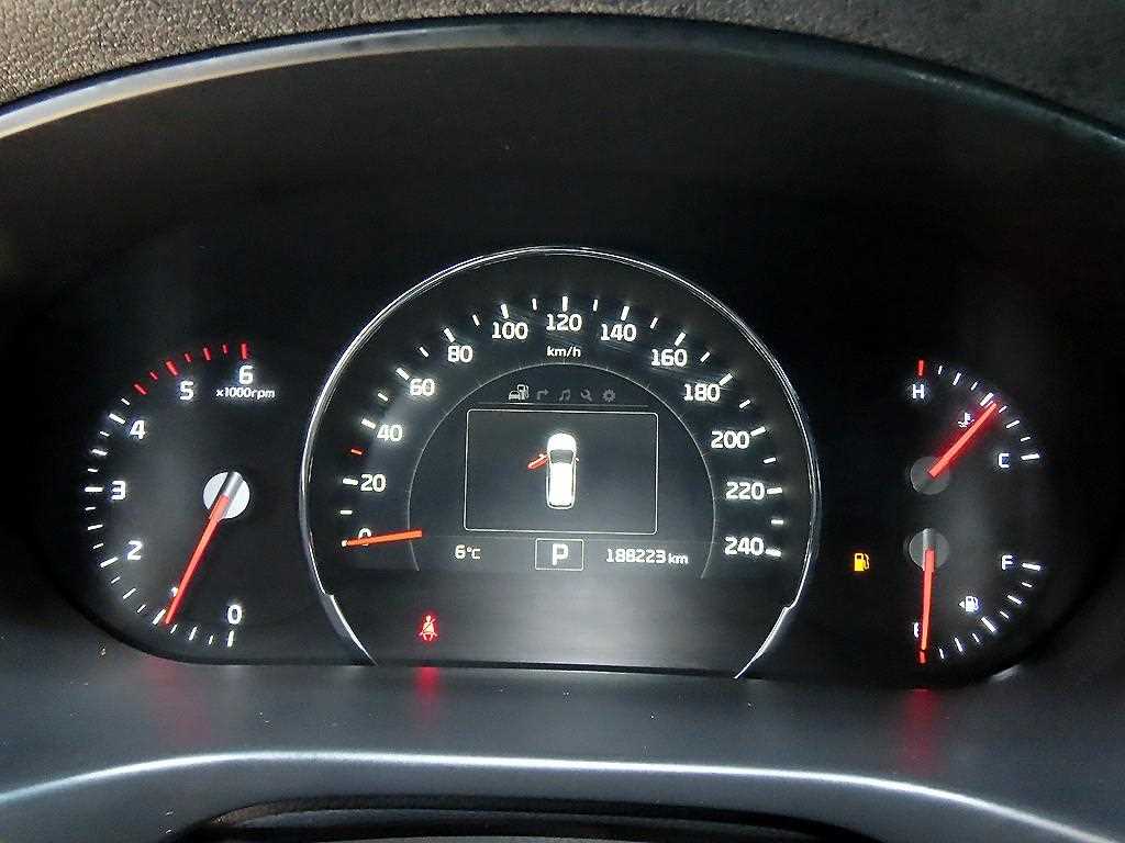 KIA Sorento - Vista 9