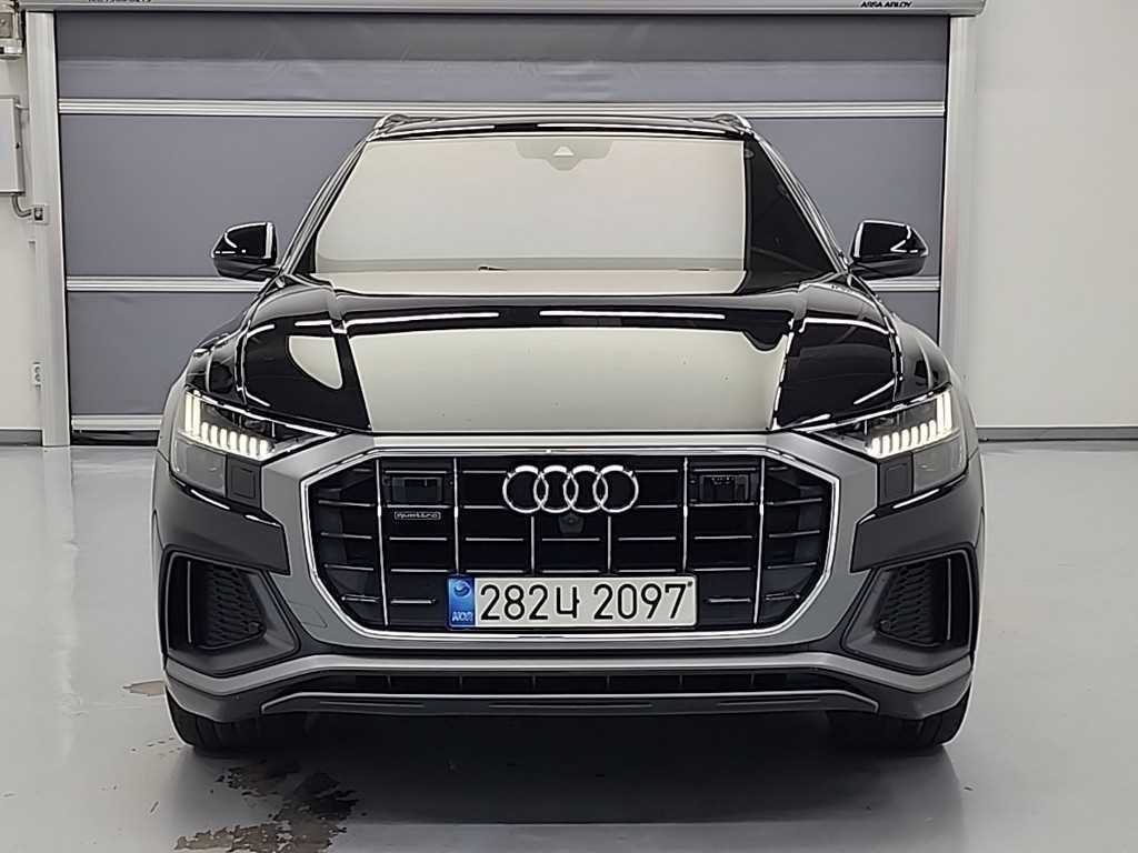 Audi Q8 - Vista 2
