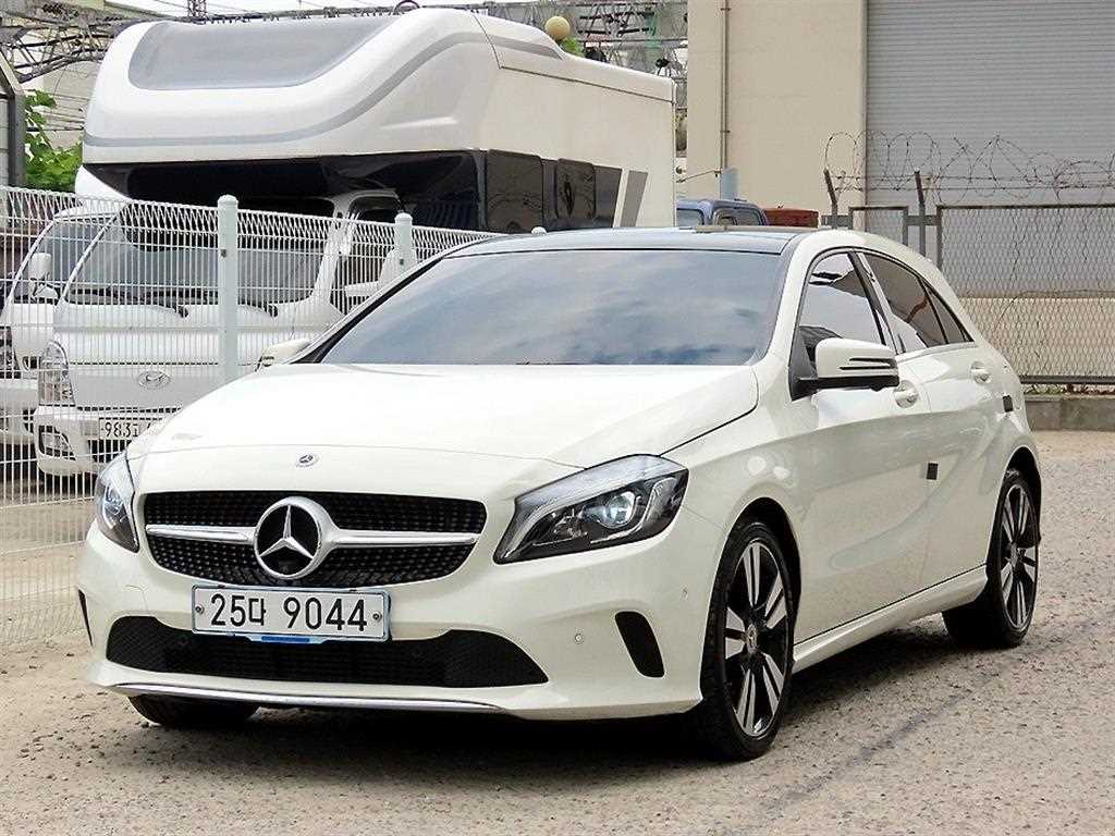 Mercedes Benz A Class - Vista 2