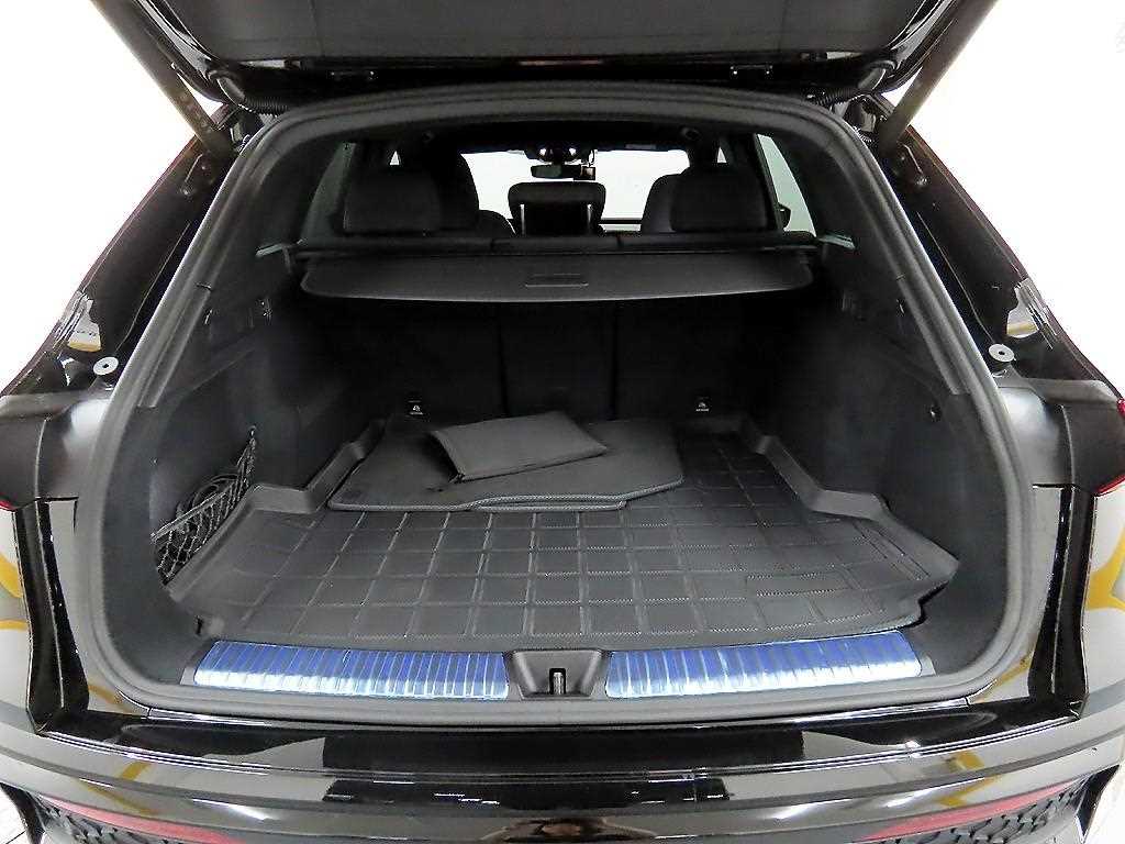 Audi Q5 2025 Negro - Importación desde Corea - HF Imports Iquique - Foto 18