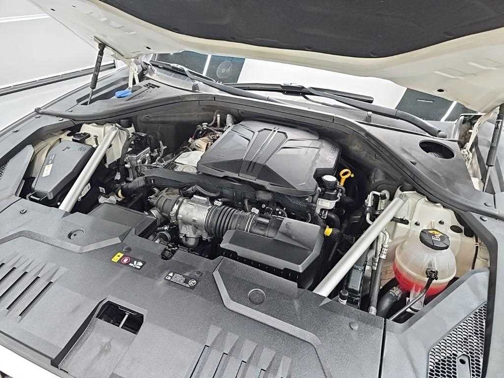 Genesis GV70 - Vista 5