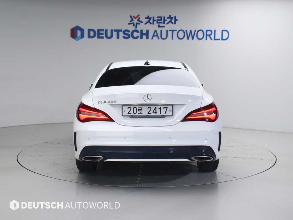 Mercedes Benz CLA Class - Vista 4