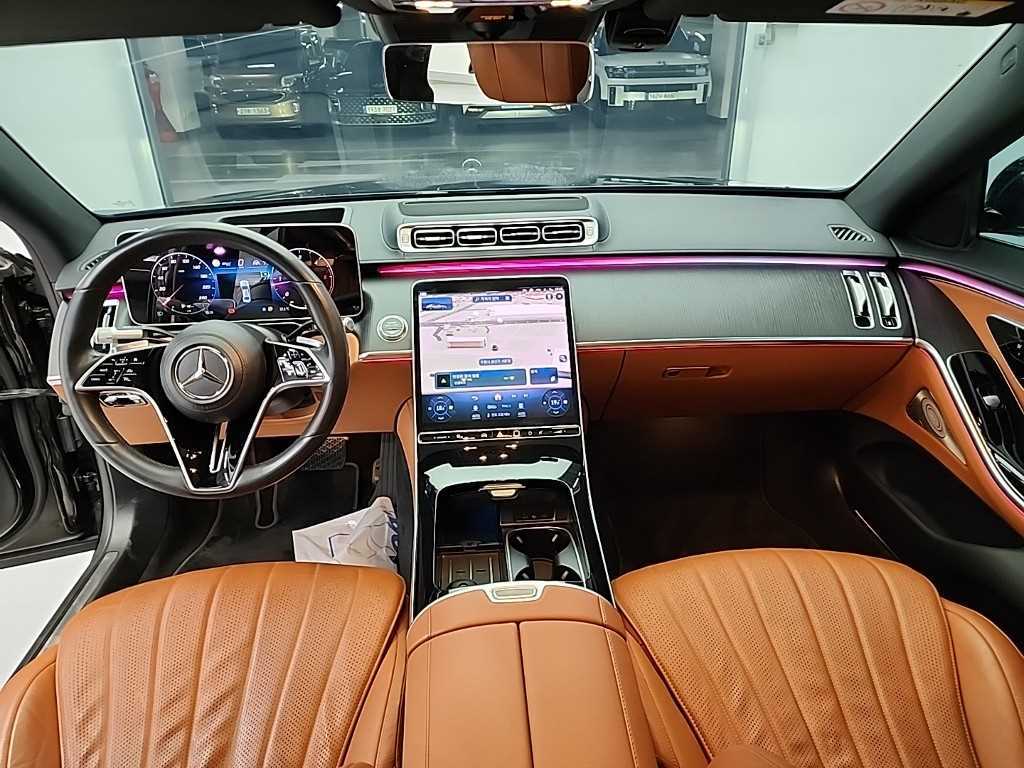 Mercedes Benz S Class - Vista 8