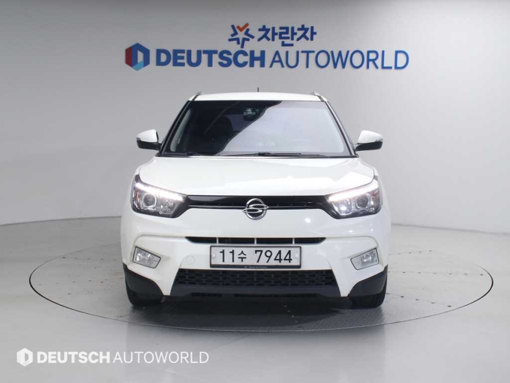 Ssangyong Tivoli - Vista 3