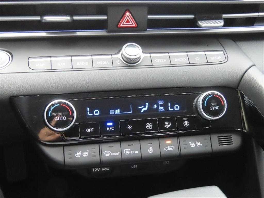 HYUNDAI Avante - Vista 7