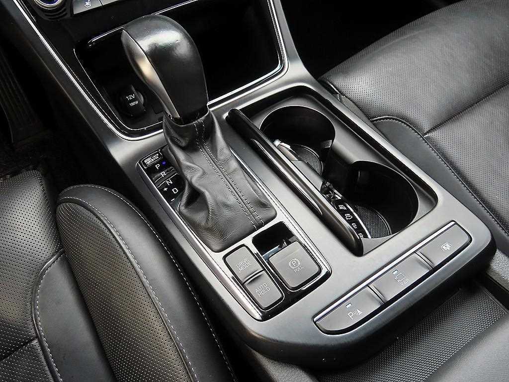 HYUNDAI Grandeur - Vista 10