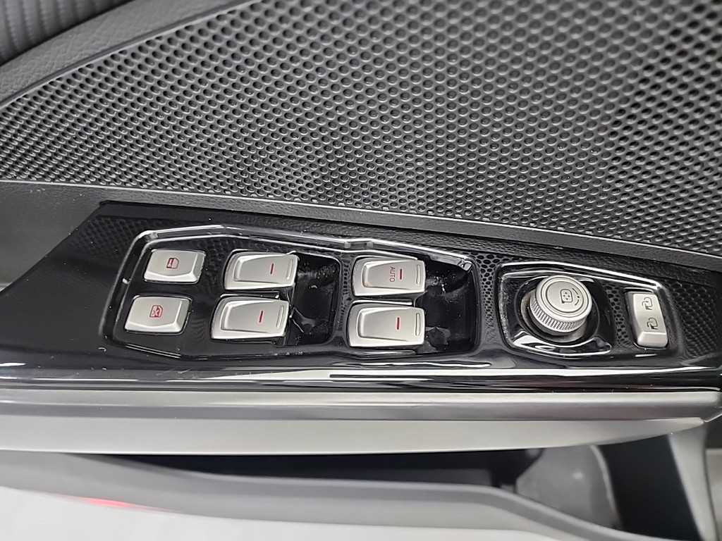Ssangyong Tivoli 2017 Blanco - Importación desde Corea - HF Imports Iquique - Foto 15