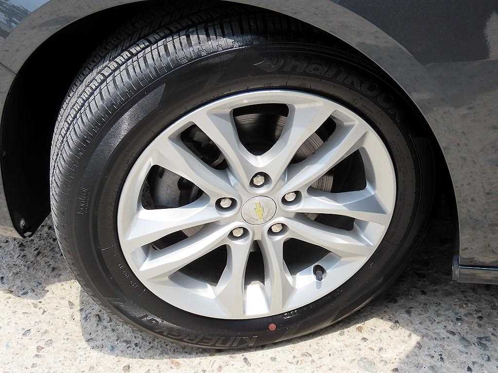 Chevrolet Malibu 2018 Gris - Importación desde Corea - HF Imports Iquique - Foto 18