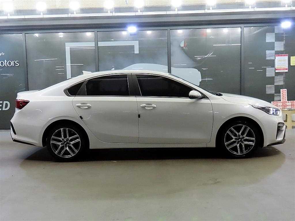 KIA K3 - Vista 3