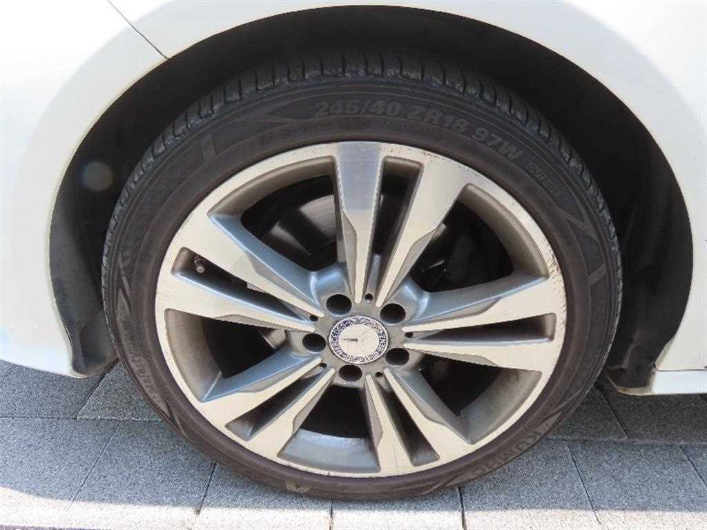Mercedes Benz E class 2014 - Importación desde Corea - HF Imports Iquique - Foto 17