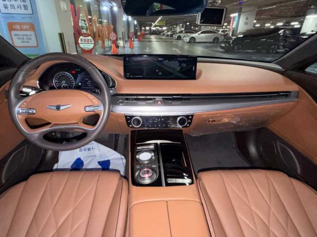 Genesis G80 - Vista 6