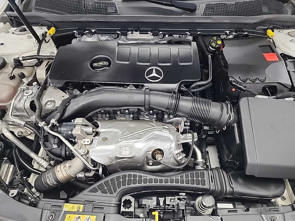 Mercedes Benz CLA Class - Vista 5