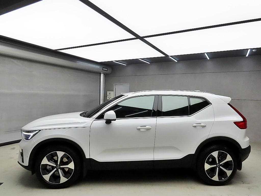 Volvo XC40 - Vista 4