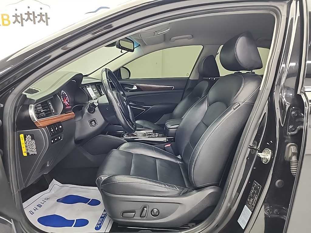 KIA K7 - Vista 10