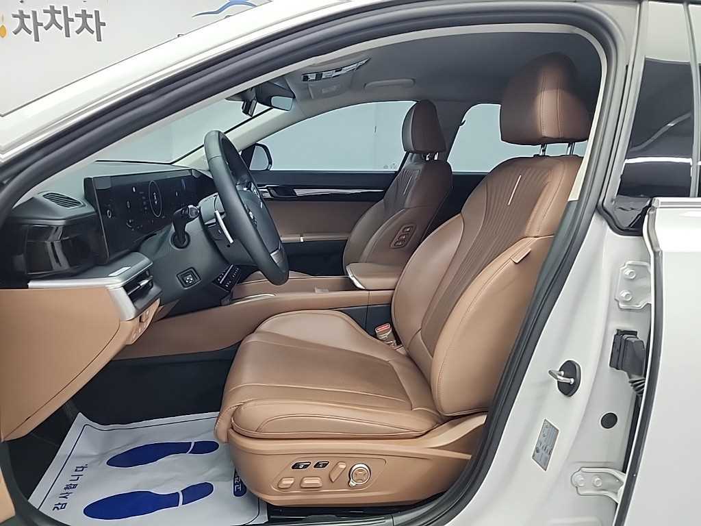 HYUNDAI Grandeur - Vista 11