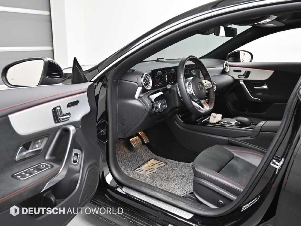 Mercedes Benz CLA Class - Vista 11
