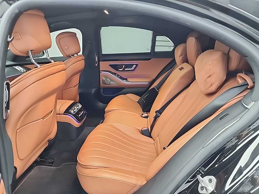 Mercedes Benz S Class - Vista 12