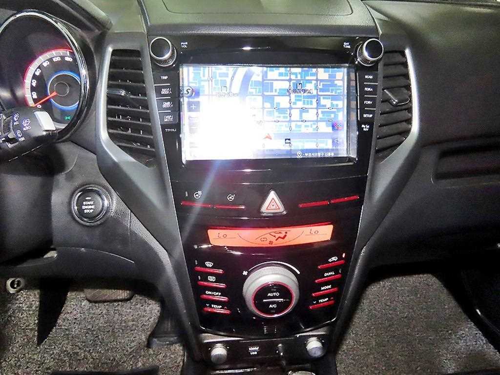 Ssangyong Tivoli - Vista 11