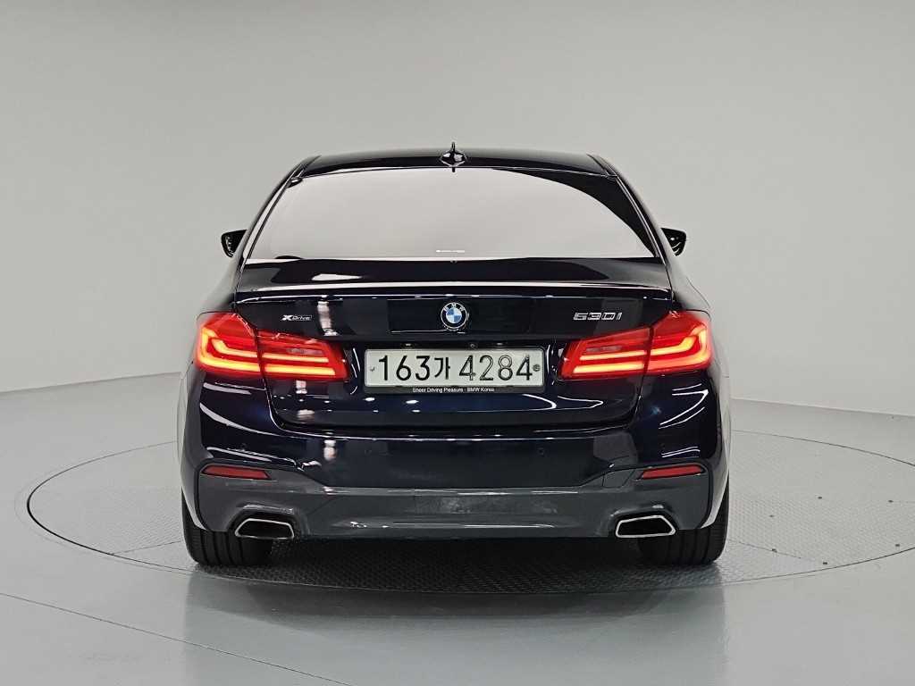 BMW 5 Series - Vista 3
