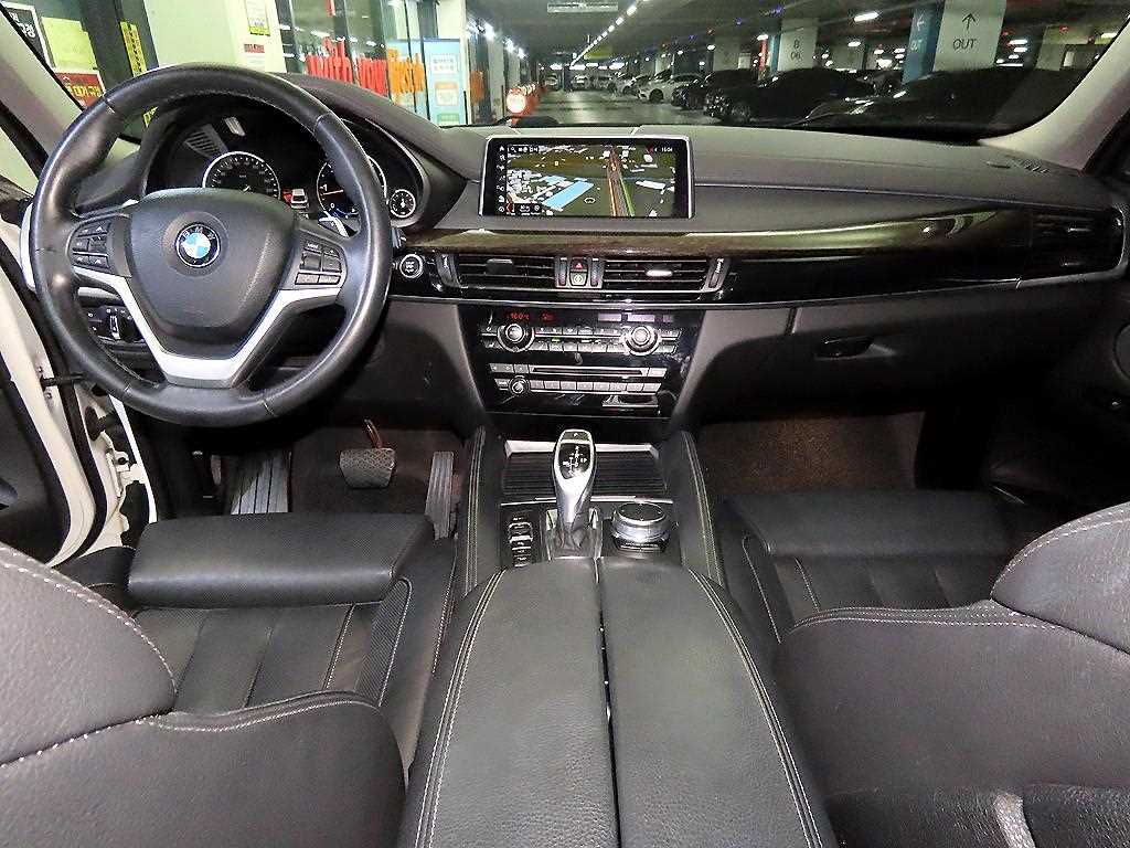 BMW X6 - Vista 10