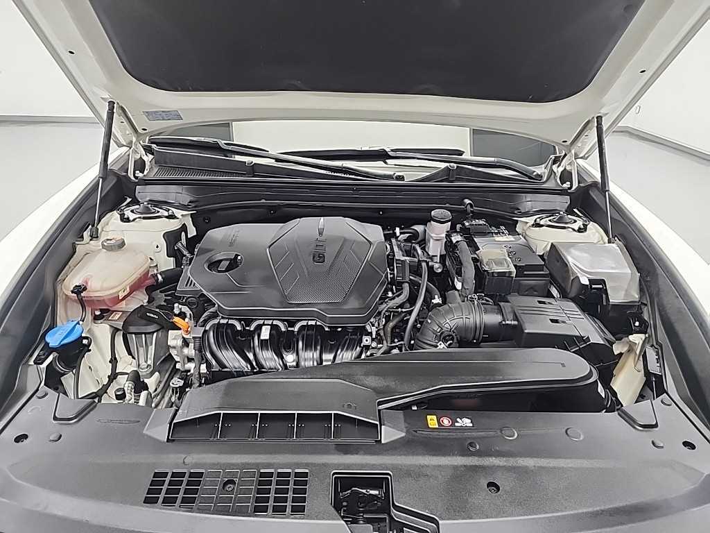 HYUNDAI Grandeur - Vista 5