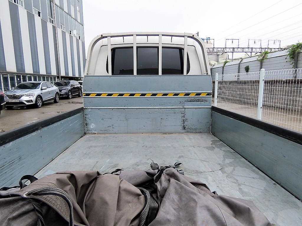 Small Truck Cargo (small) - Vista 5