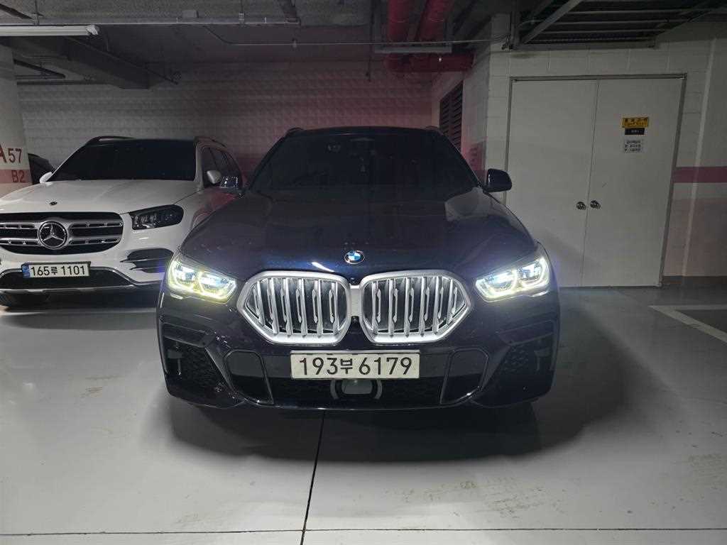 BMW X6 2022 Negro - Importación desde Corea - HF Imports Iquique - Foto 1