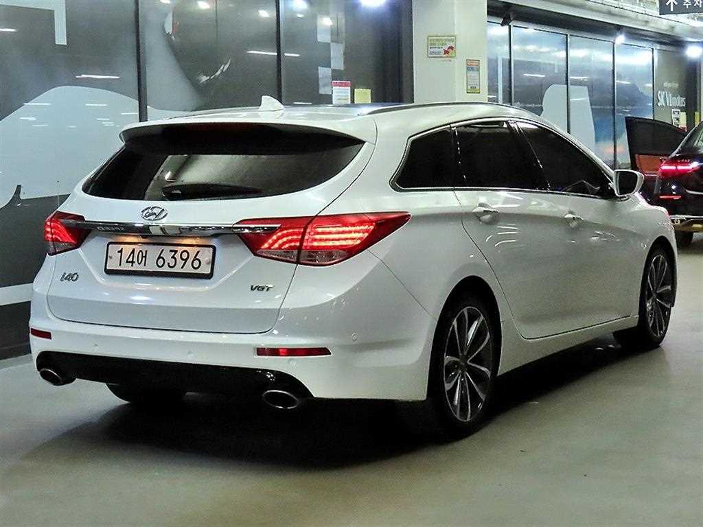 HYUNDAI i40 - Vista 4