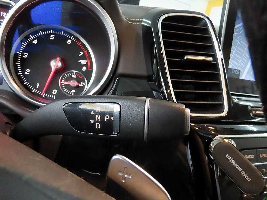 Mercedes Benz GLS Class - Vista 10